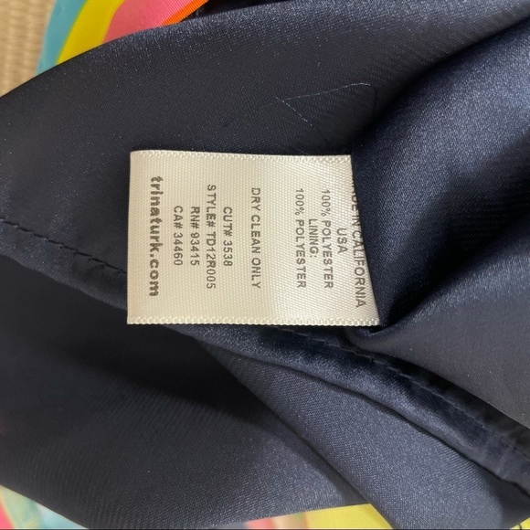 Trina Turk 'Flagimi' Multicolor Stripe Shift Dress - Picture 14 of 15